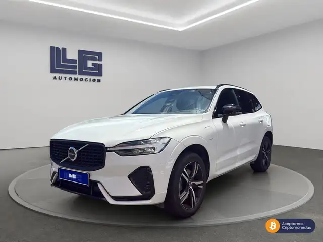 2022 Volvo XC60 in White for sale