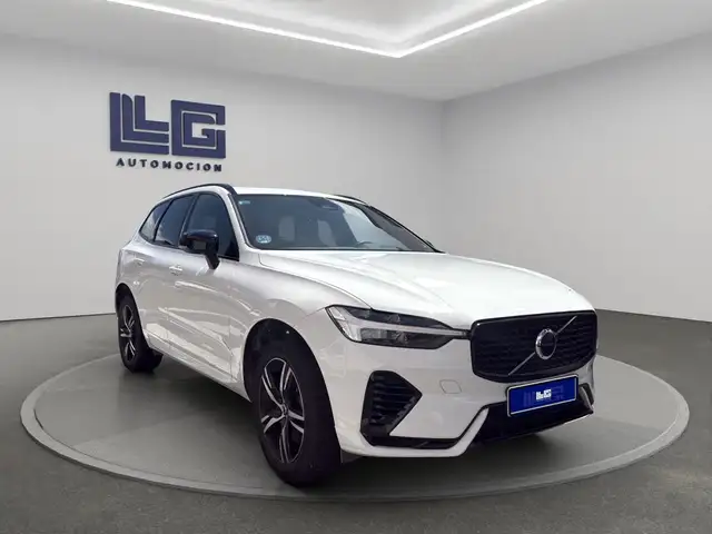 Volvo XC60 view 3