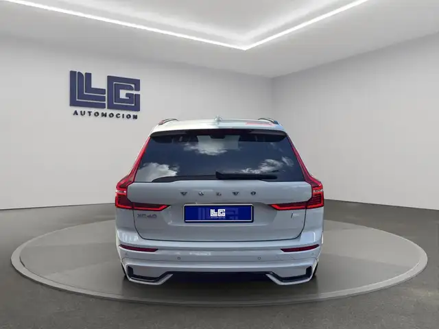 Volvo XC60 view 6