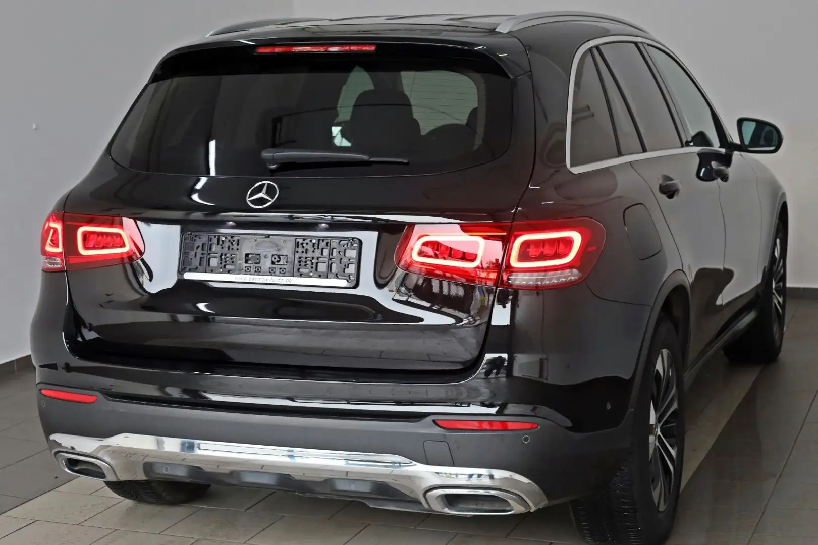 Mercedes-Benz GLC 200 d,Leder,Navi,LED,SH,Kamera,ACC Nero - 2