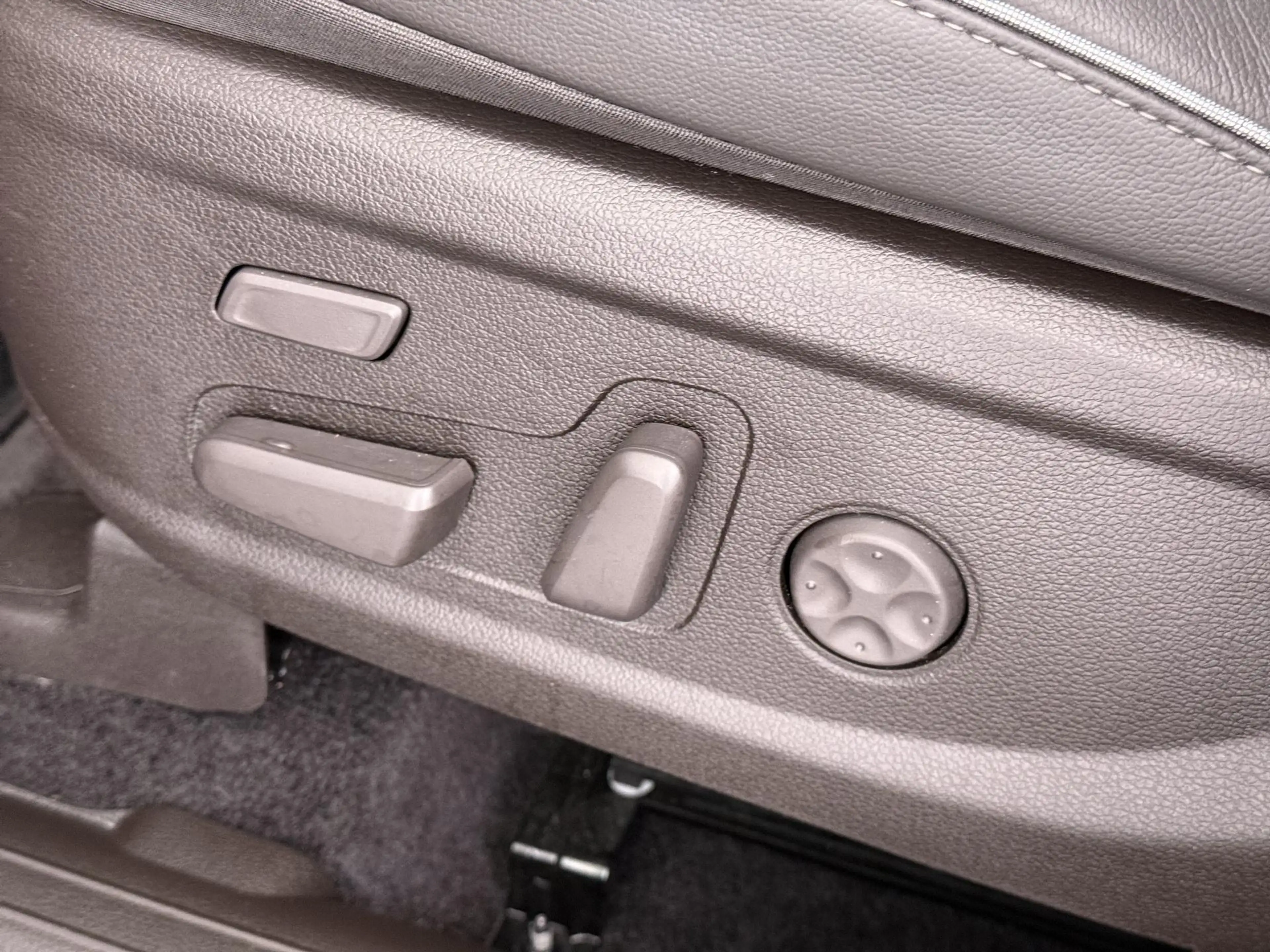 Hyundai SANTA FE 1.6 T-GDI PHEV Comfort Smart 7p. APPLE CARP. | STO — photo 25