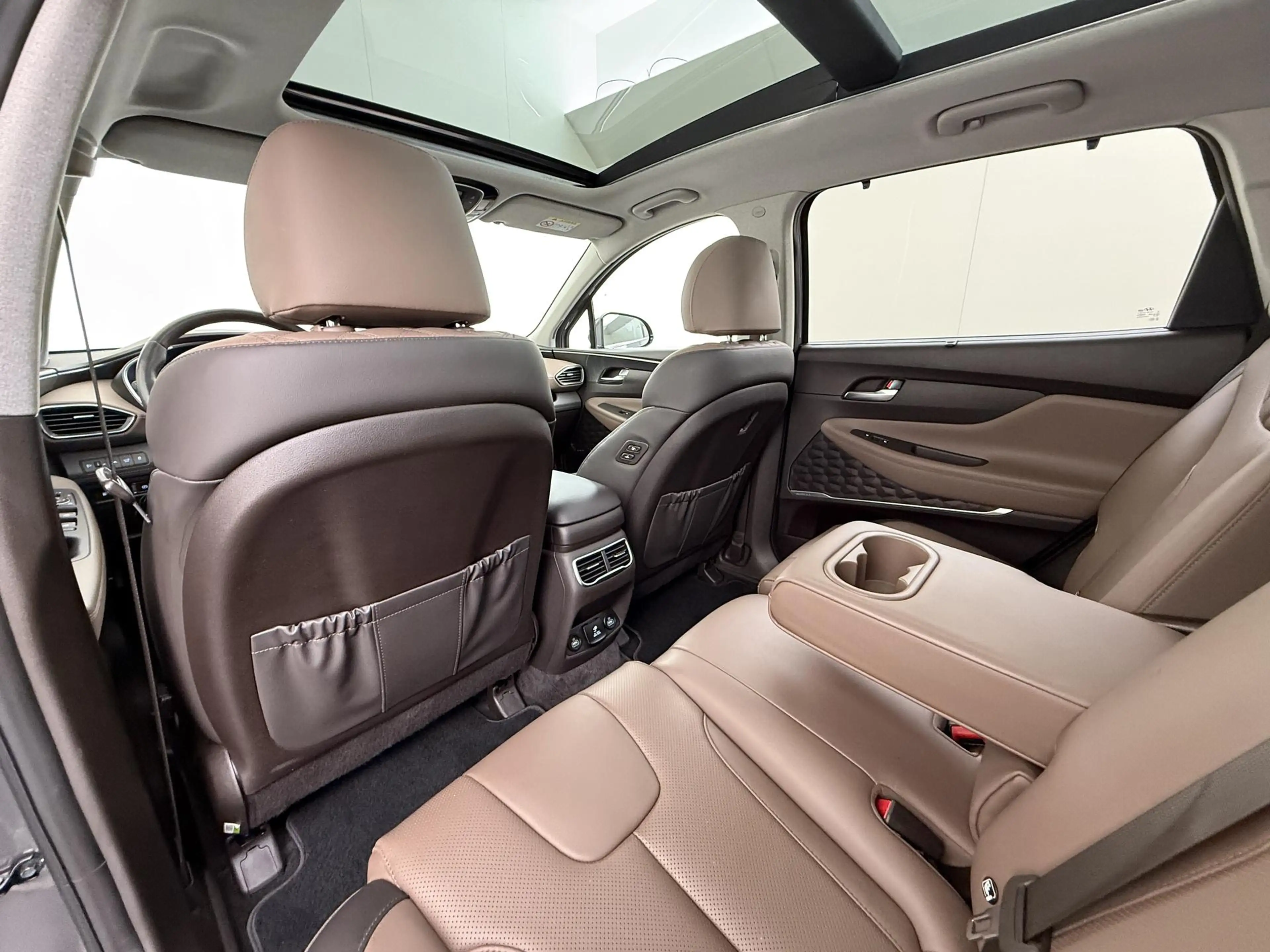 Hyundai SANTA FE 1.6 T-GDI PHEV Comfort Smart 7p. APPLE CARP. | STO — photo 28