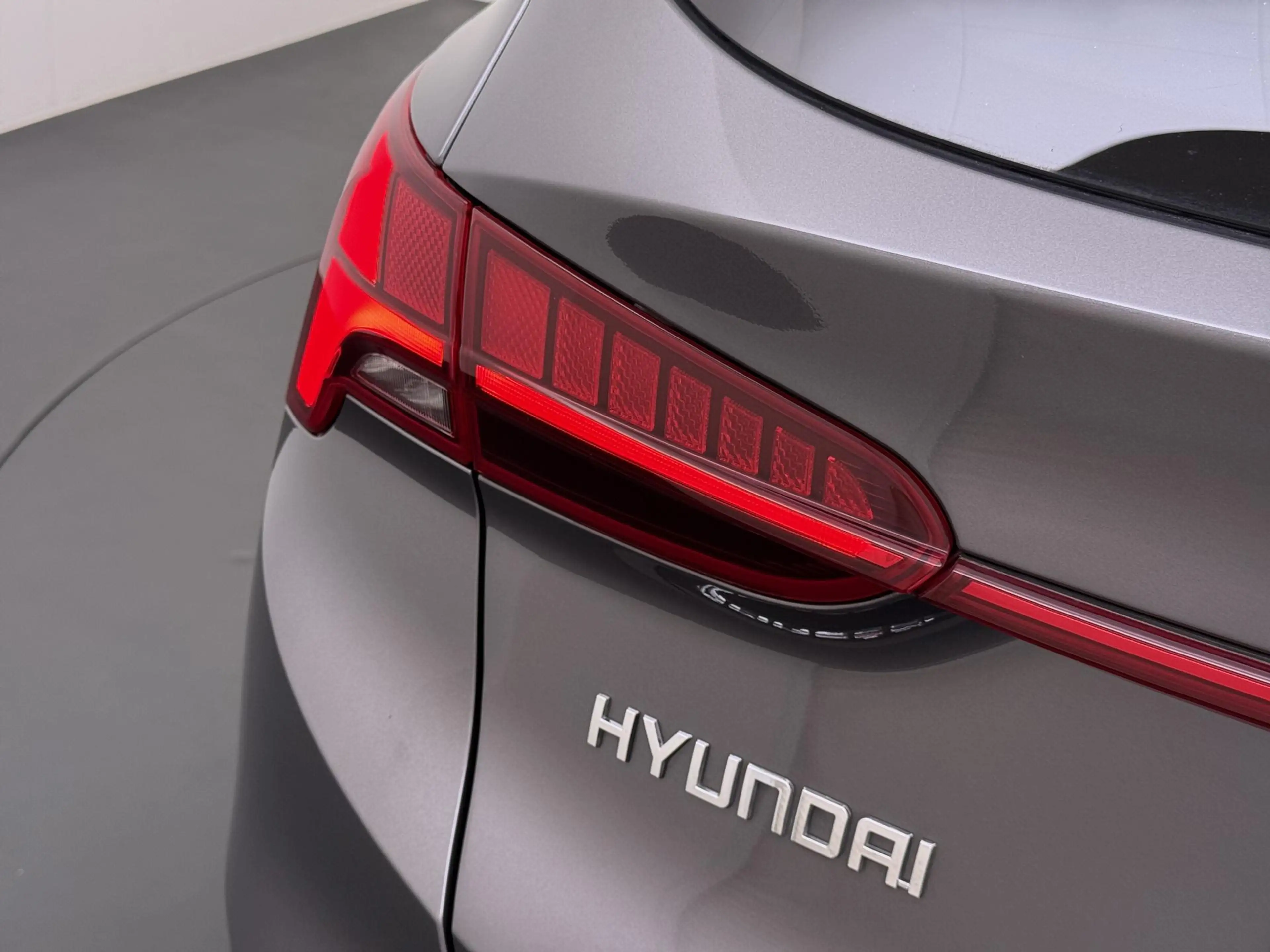 Hyundai SANTA FE 1.6 T-GDI PHEV Comfort Smart 7p. APPLE CARP. | STO — photo 2