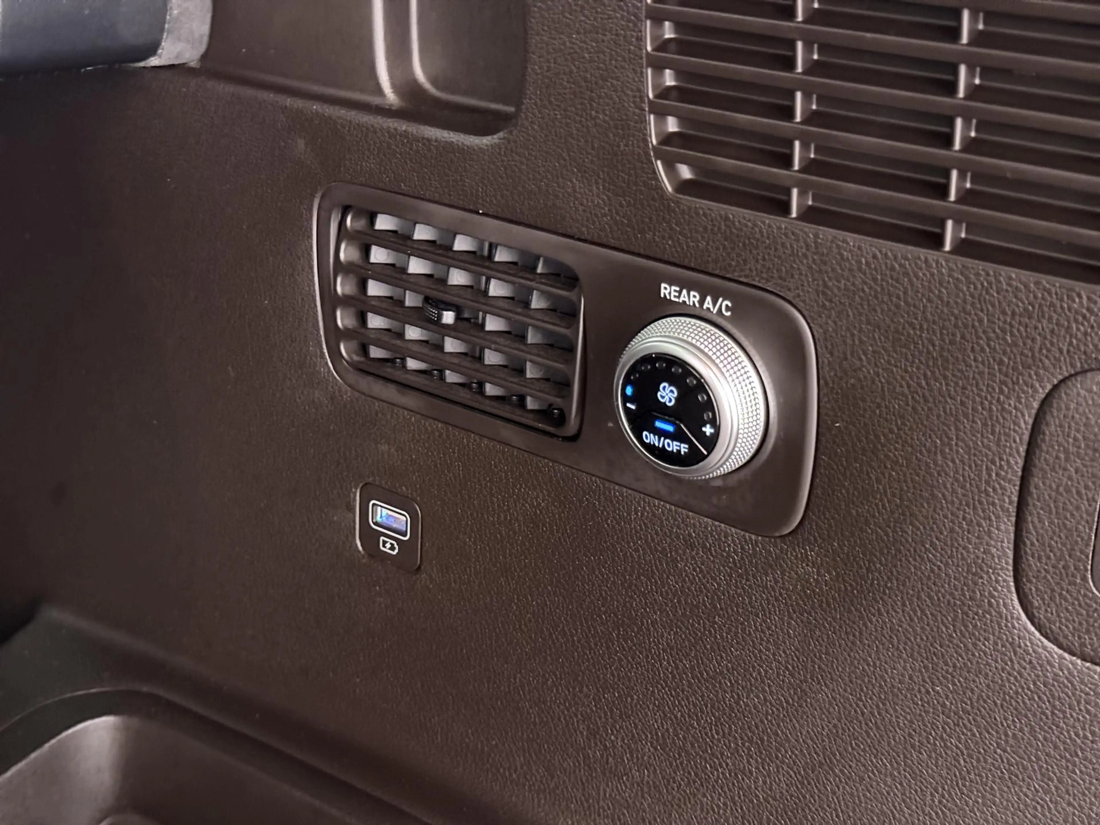 Hyundai SANTA FE 1.6 T-GDI PHEV Comfort Smart 7p. APPLE CARP. | STO — photo 14