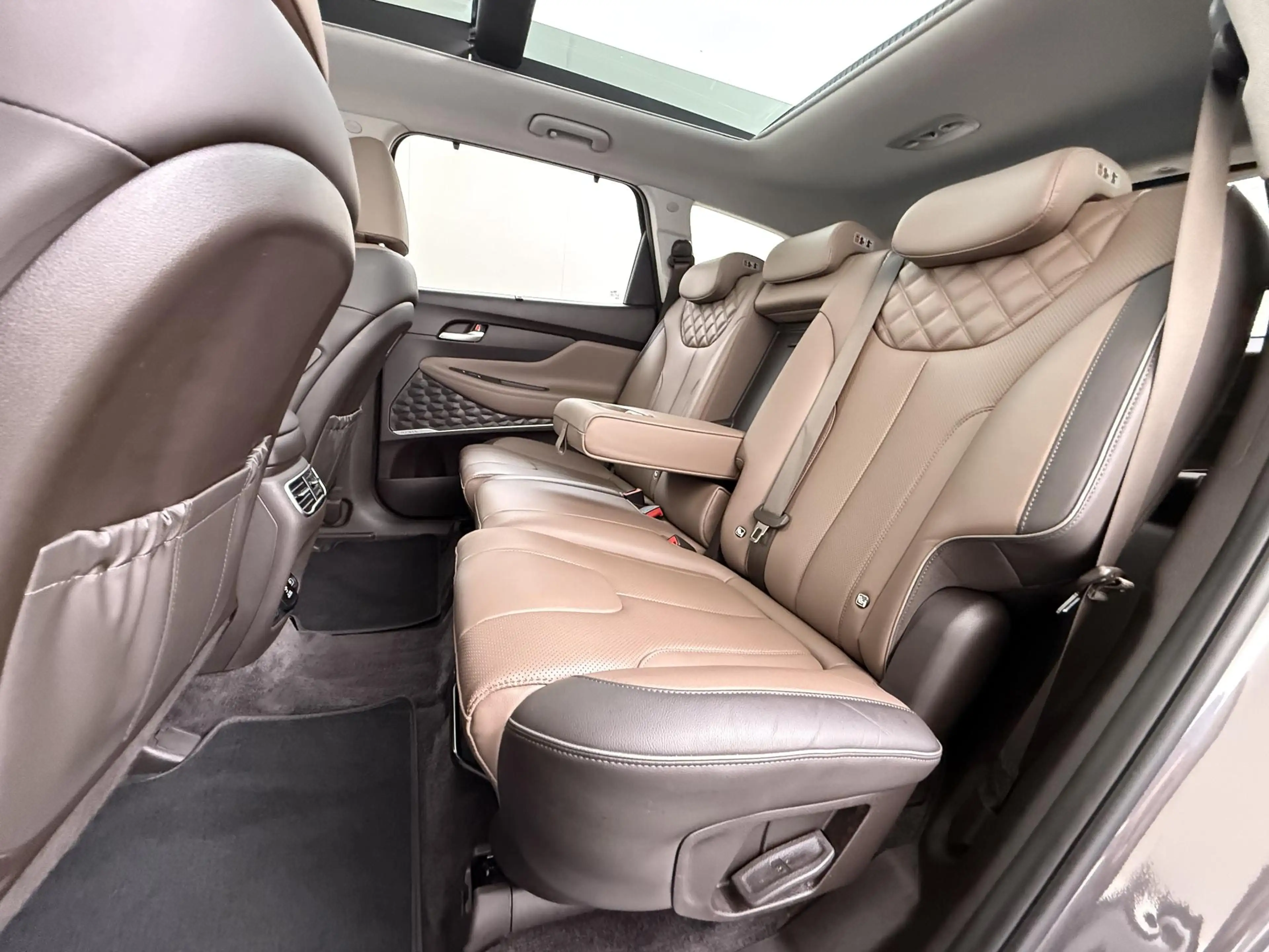 Hyundai SANTA FE 1.6 T-GDI PHEV Comfort Smart 7p. APPLE CARP. | STO — photo 29