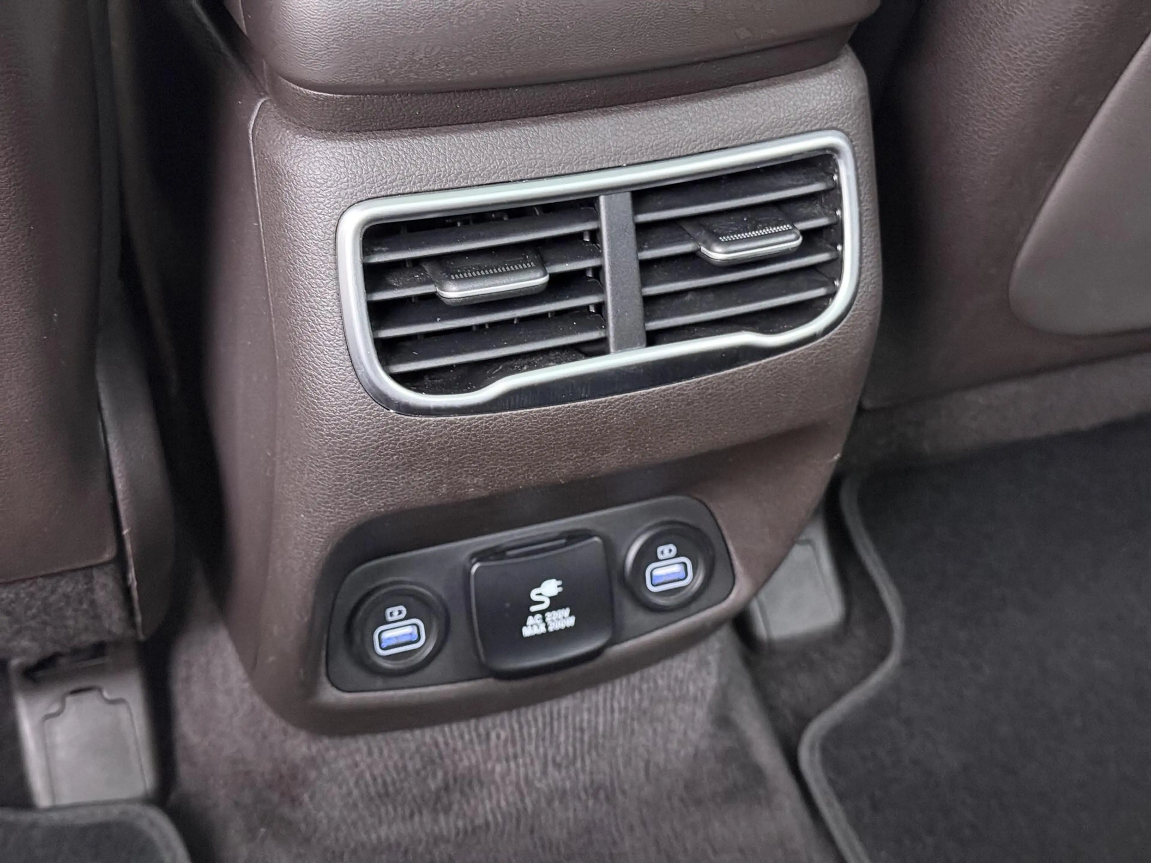 Hyundai SANTA FE 1.6 T-GDI PHEV Comfort Smart 7p. APPLE CARP. | STO — photo 30