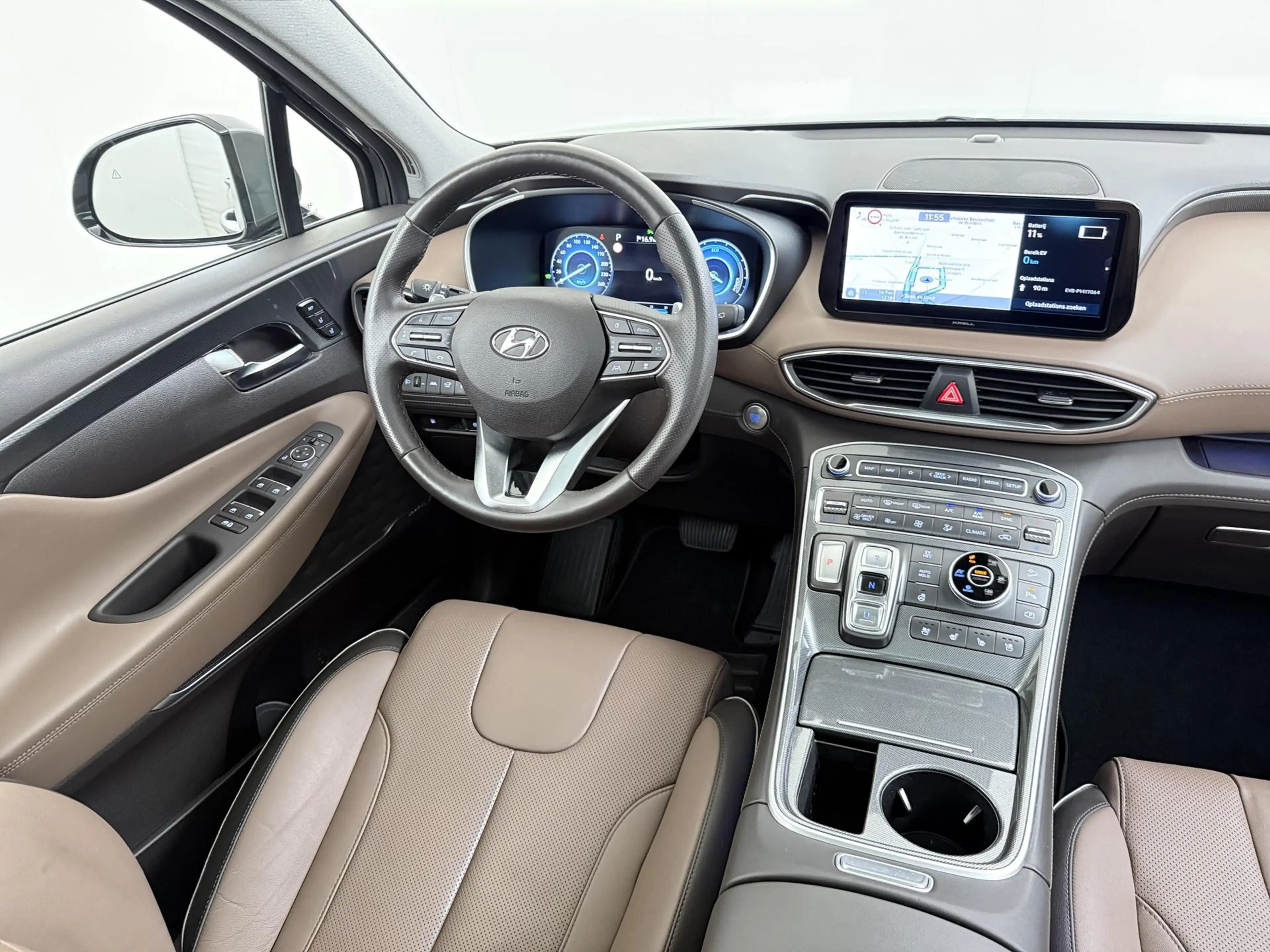 Hyundai SANTA FE 1.6 T-GDI PHEV Comfort Smart 7p. APPLE CARP. | STO — photo 32