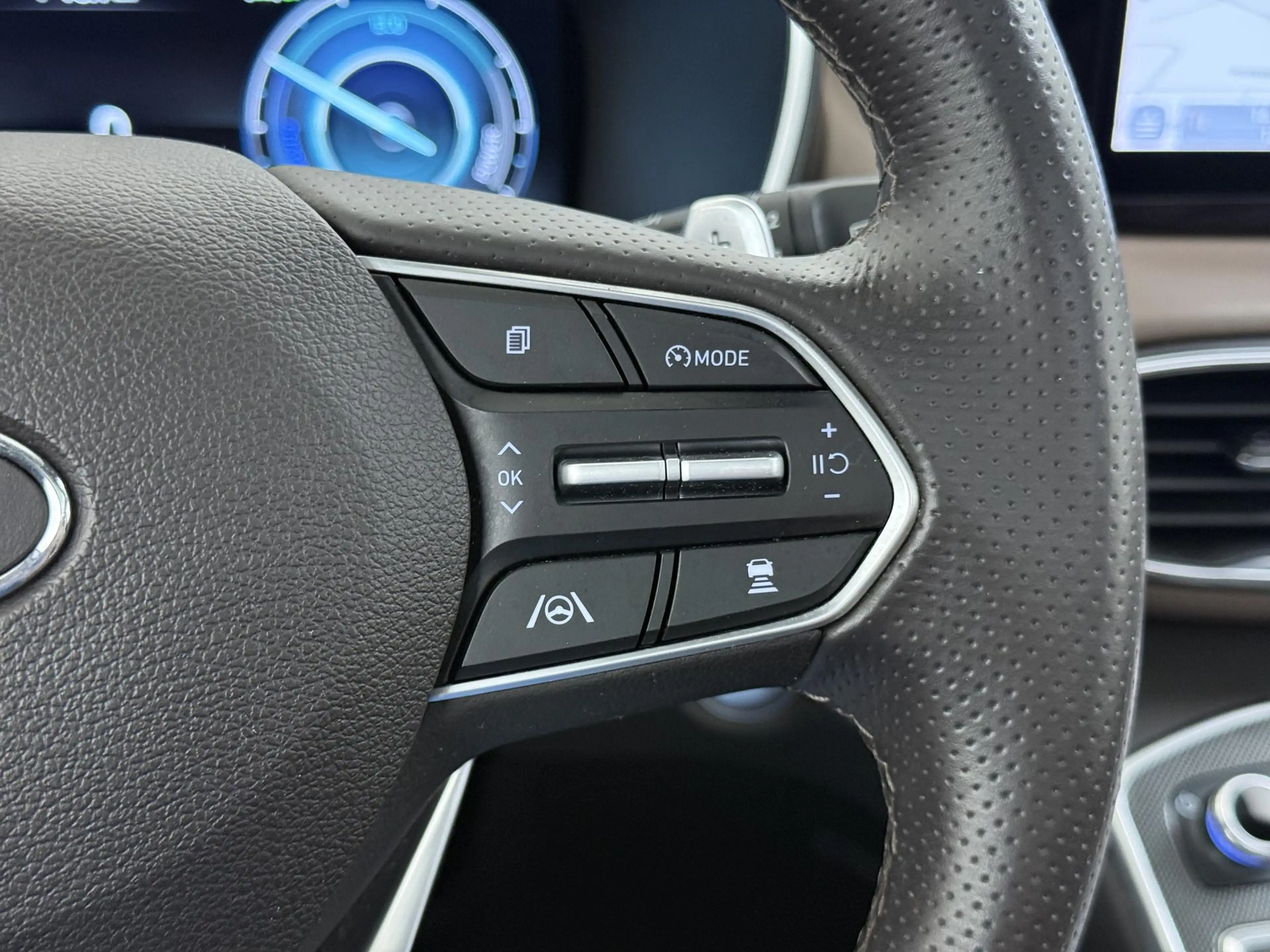 Hyundai SANTA FE 1.6 T-GDI PHEV Comfort Smart 7p. APPLE CARP. | STO — photo 37