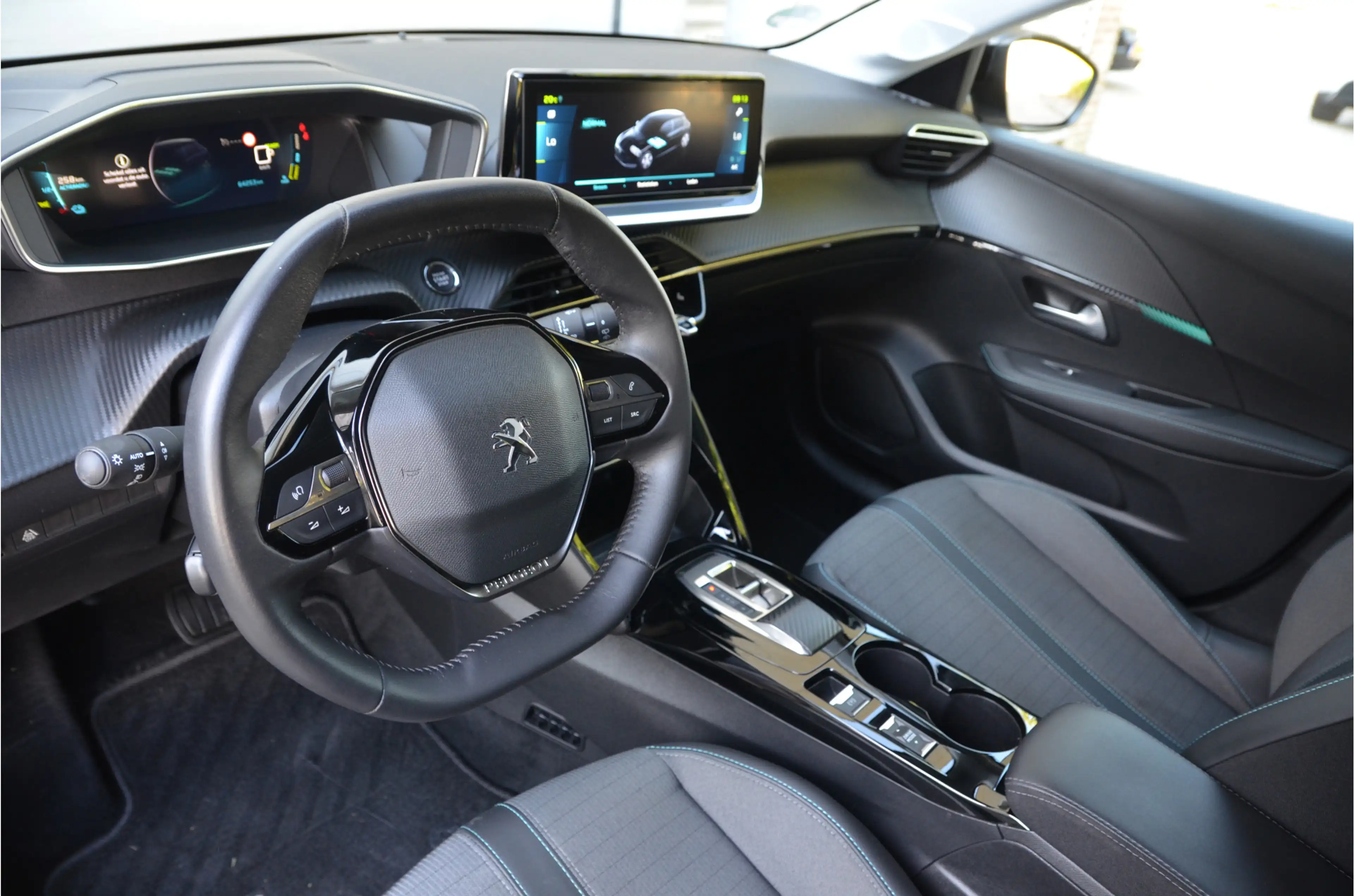 Peugeot e-208 EV Active Pack 50 kWh 10" Scherm! — photo 9