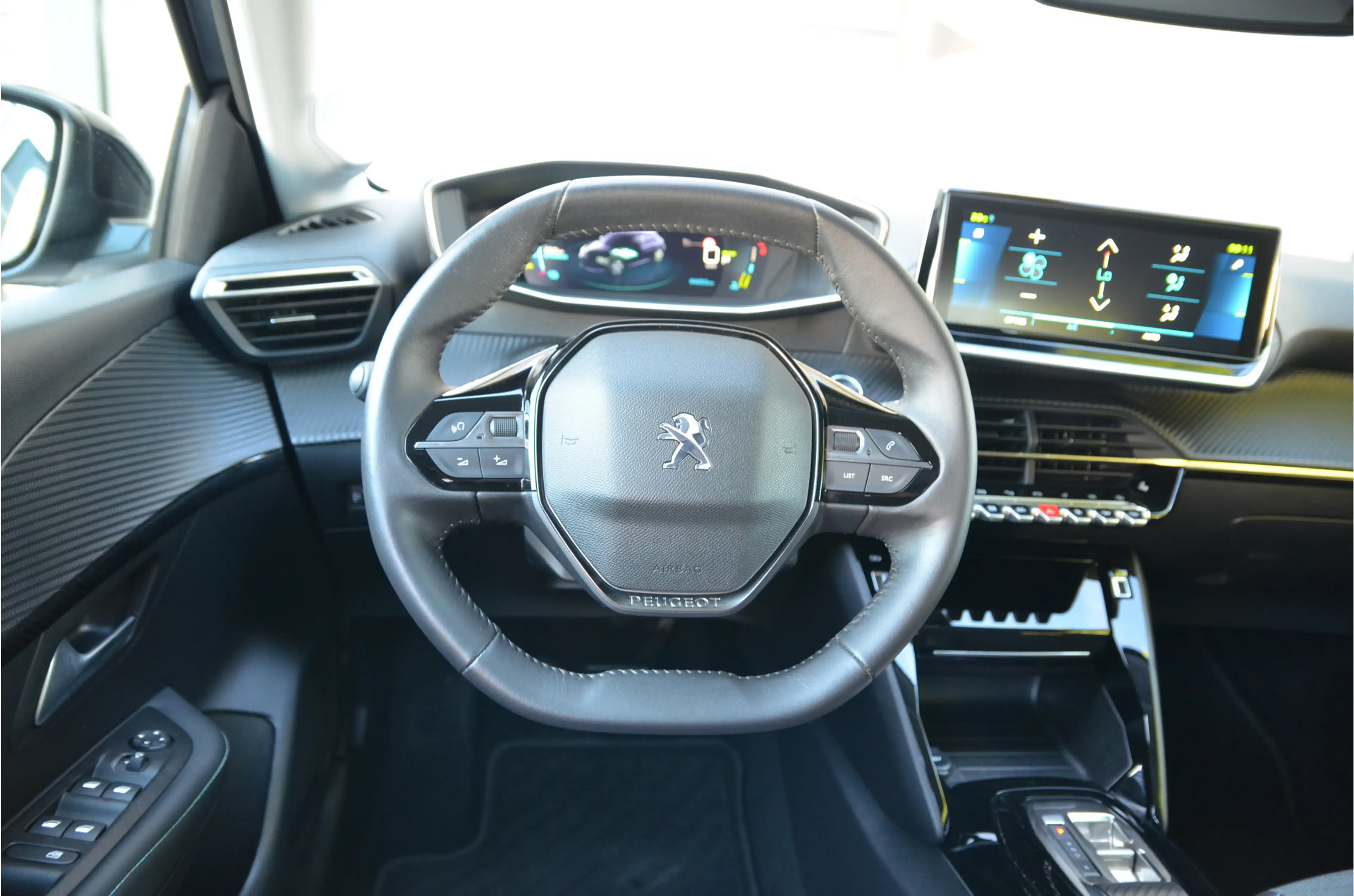 Peugeot e-208 EV Active Pack 50 kWh 10" Scherm! — photo 13