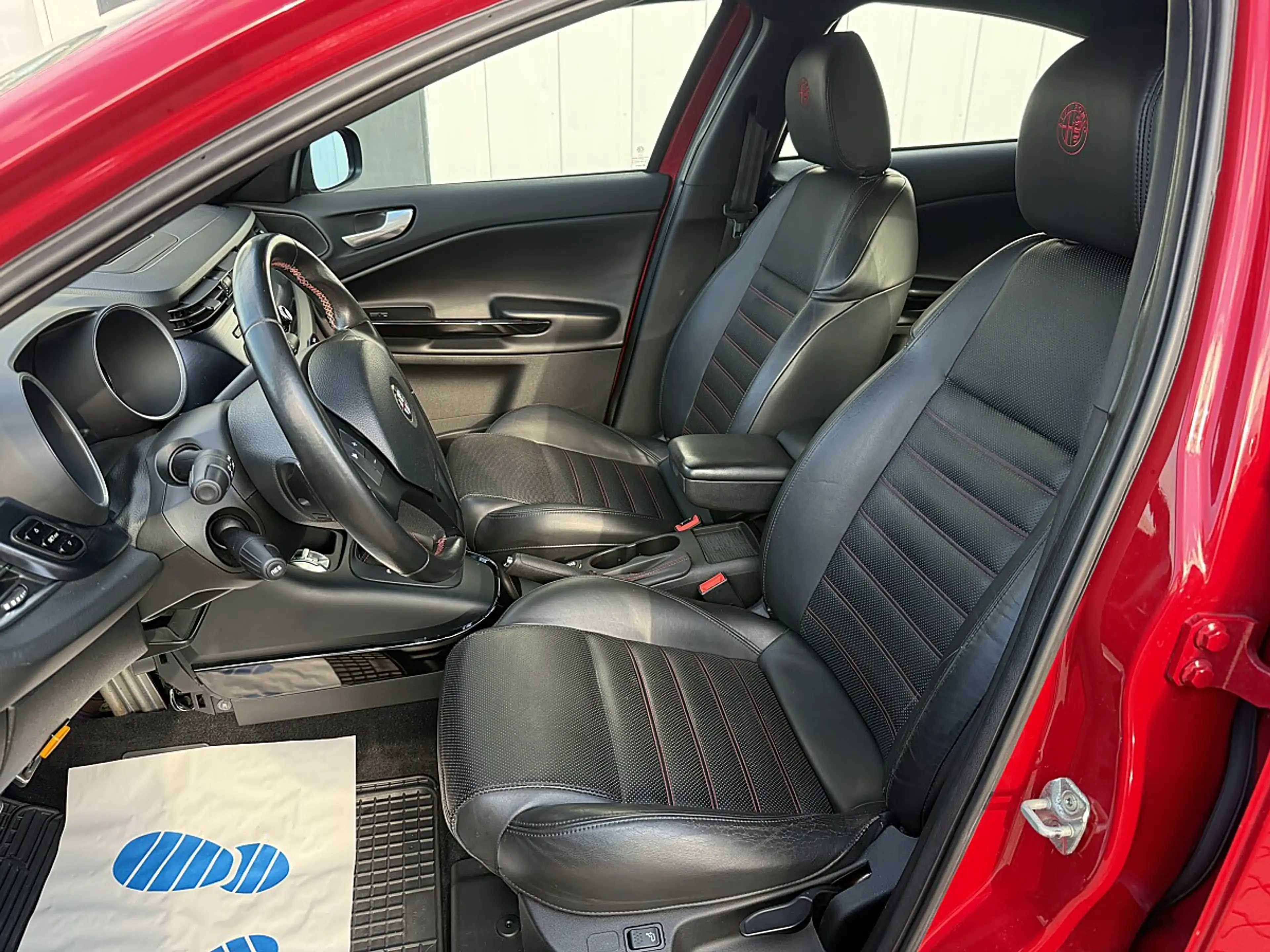 Alfa Romeo Giulietta 1,4 Turbo Distinctive Automatik — photo 10
