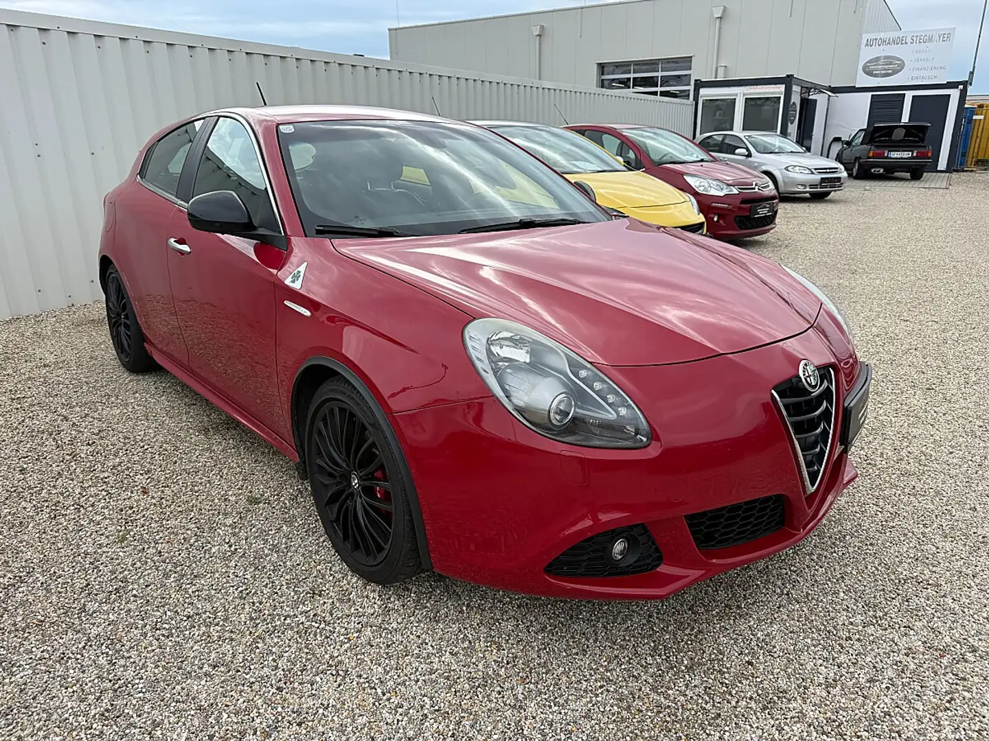 Alfa Romeo Giulietta 1,4 Turbo Distinctive Automatik Rot - 2