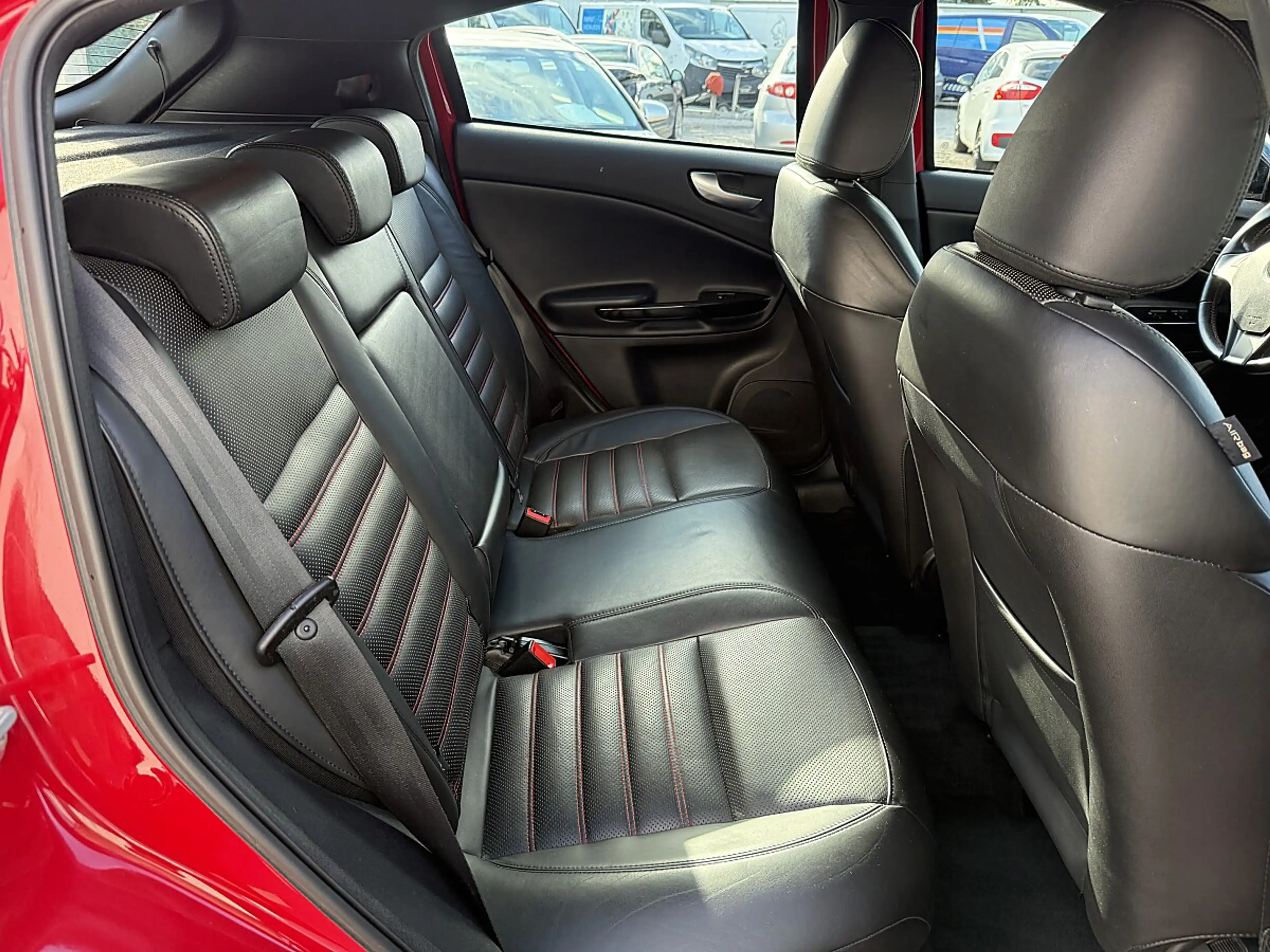 Alfa Romeo Giulietta 1,4 Turbo Distinctive Automatik — photo 13