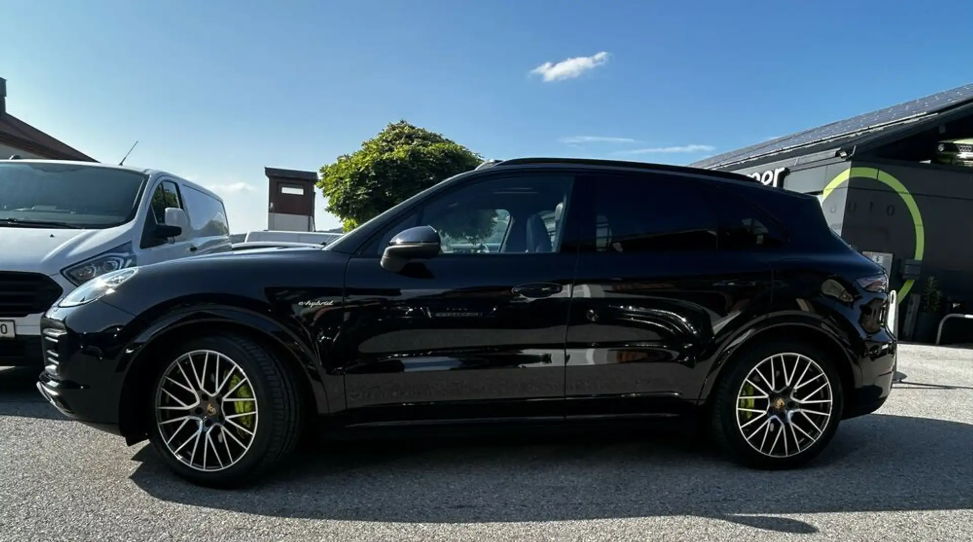 Porsche Cayenne E-Hybrid *HUD*SITZKL*PANO*APPROVED*21'' Schwarz - 2