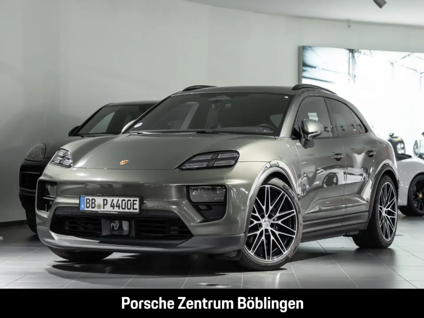 Porsche Macan 4 HA-Lenkung Head-Up LED-Matrix BOSE Grün - 1