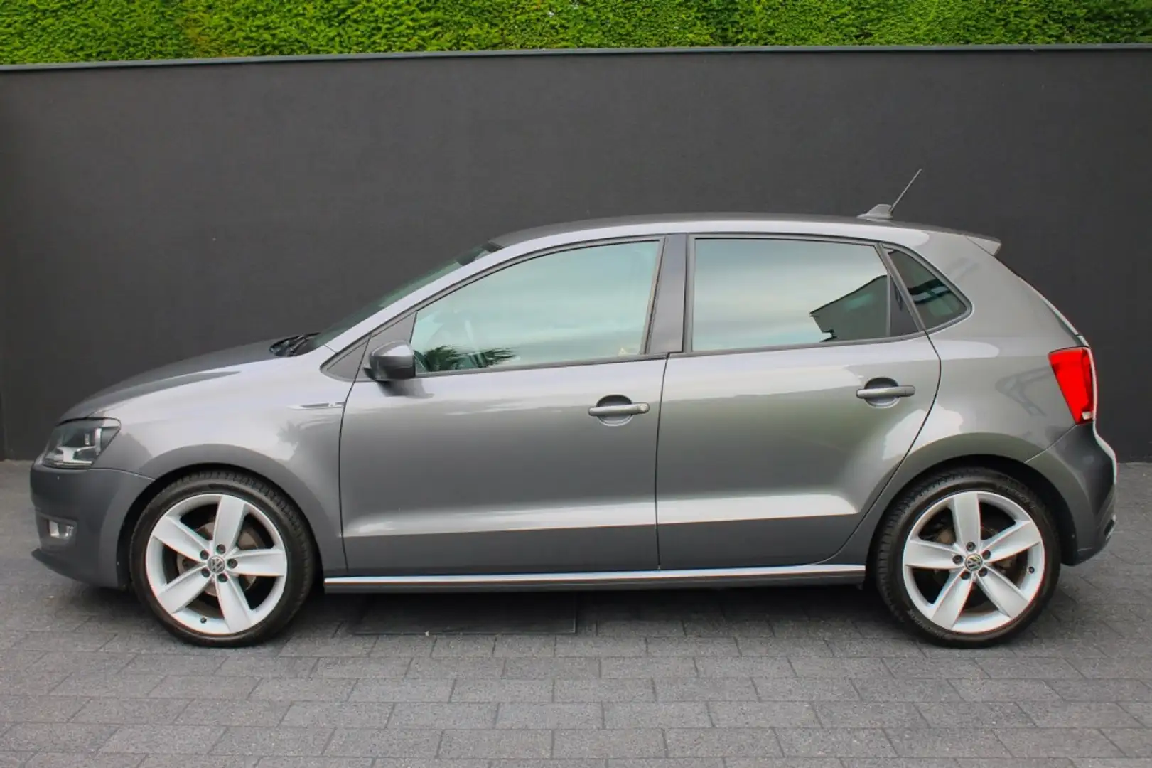Volkswagen Polo 1.2 TSI Highline Grijs - 2