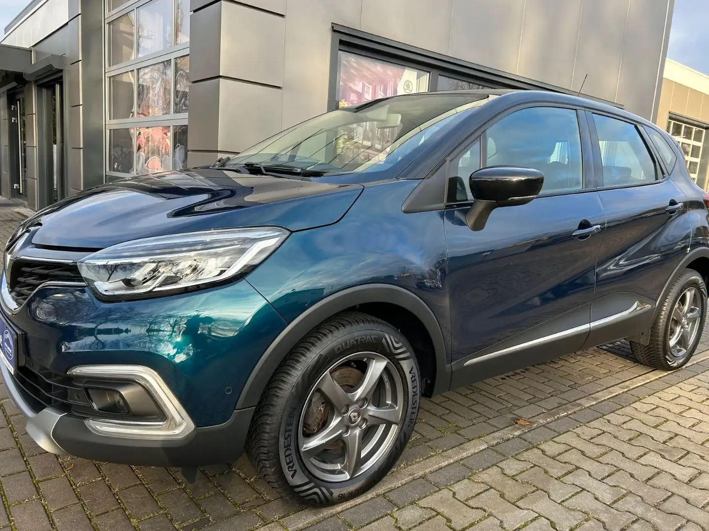 Renault Captur 1.2 TCe  Intens Automatik Blau - 1