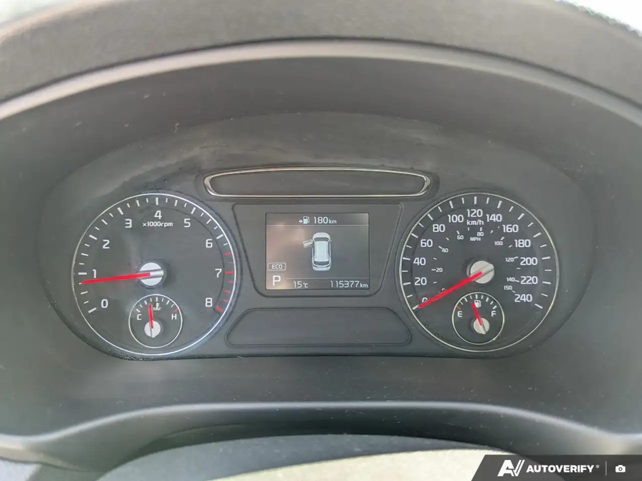 Kia Sorento снимка Kia Sorento