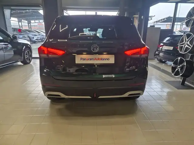 MG ZS view 6