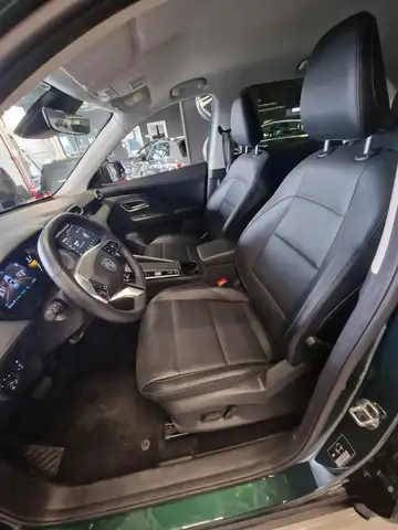 MG ZS view 13