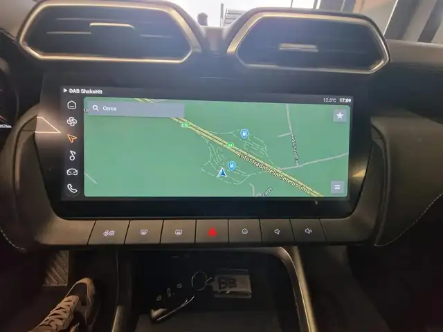 MG ZS view 11