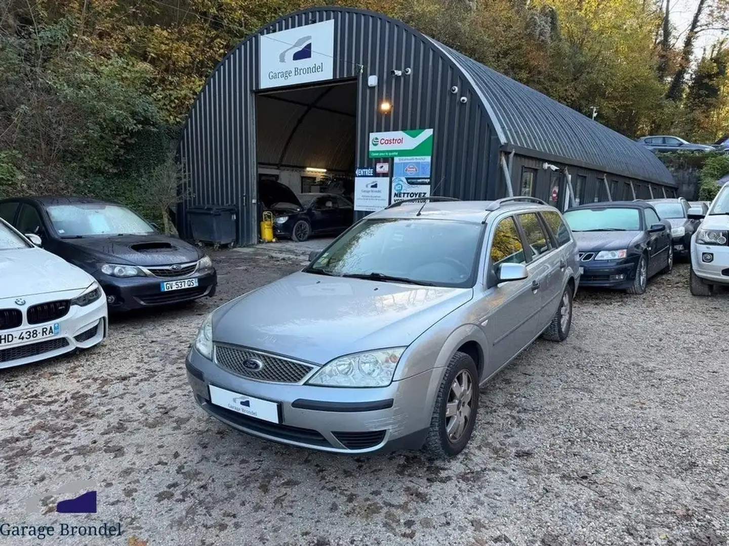 Ford Mondeo break 1.8 Ghia 125cv Gris - 1
