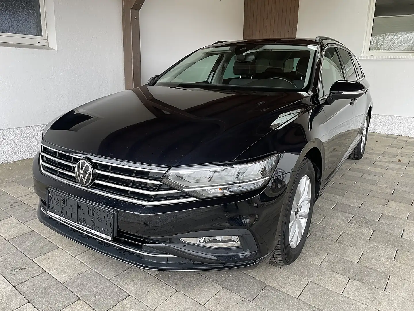 Volkswagen Passat Variant Business 2,0 SCR TDI DSG-LED-AHV-NAVI-ACC-LANE-... Schwarz - 2