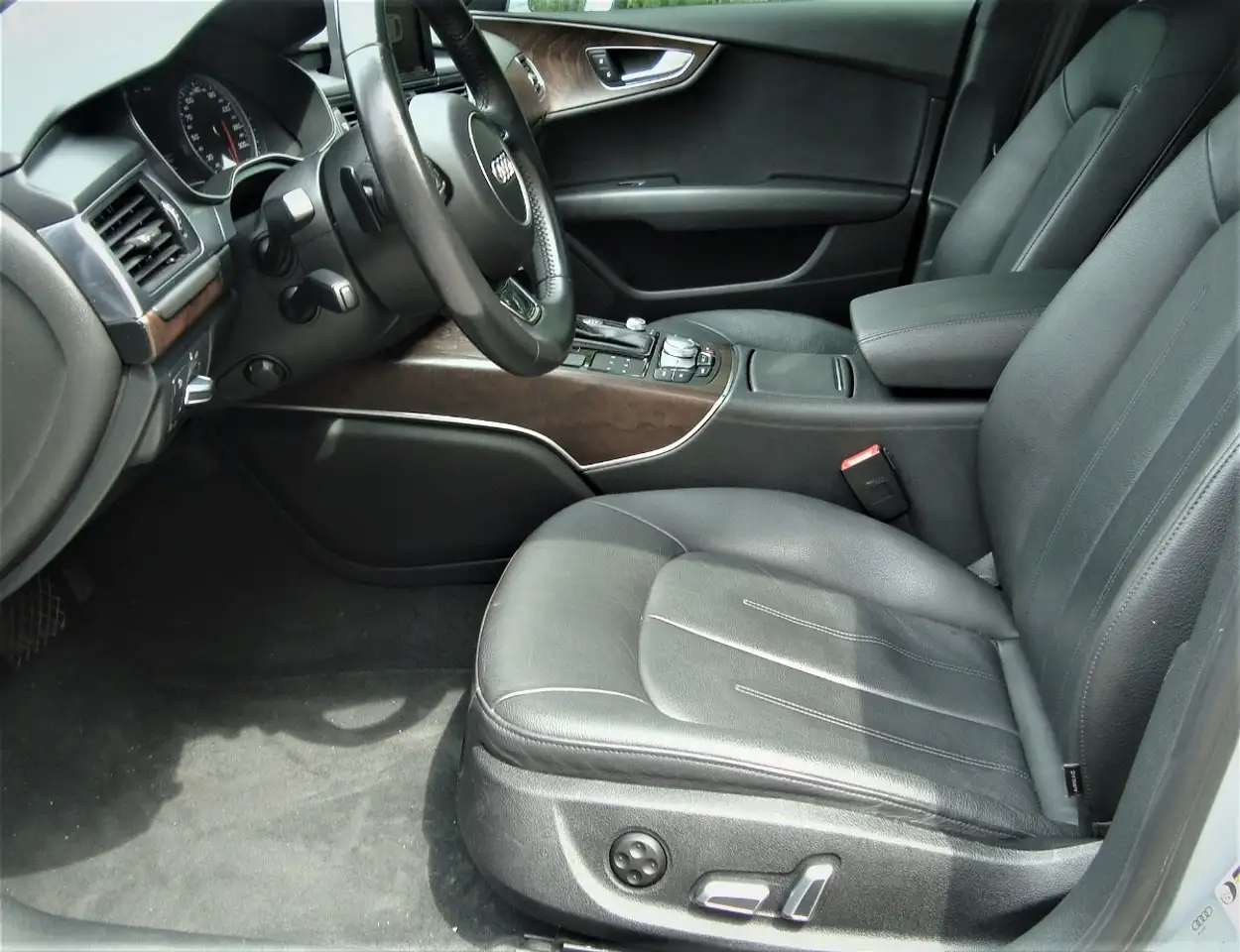 Audi A7 снимка Audi A7