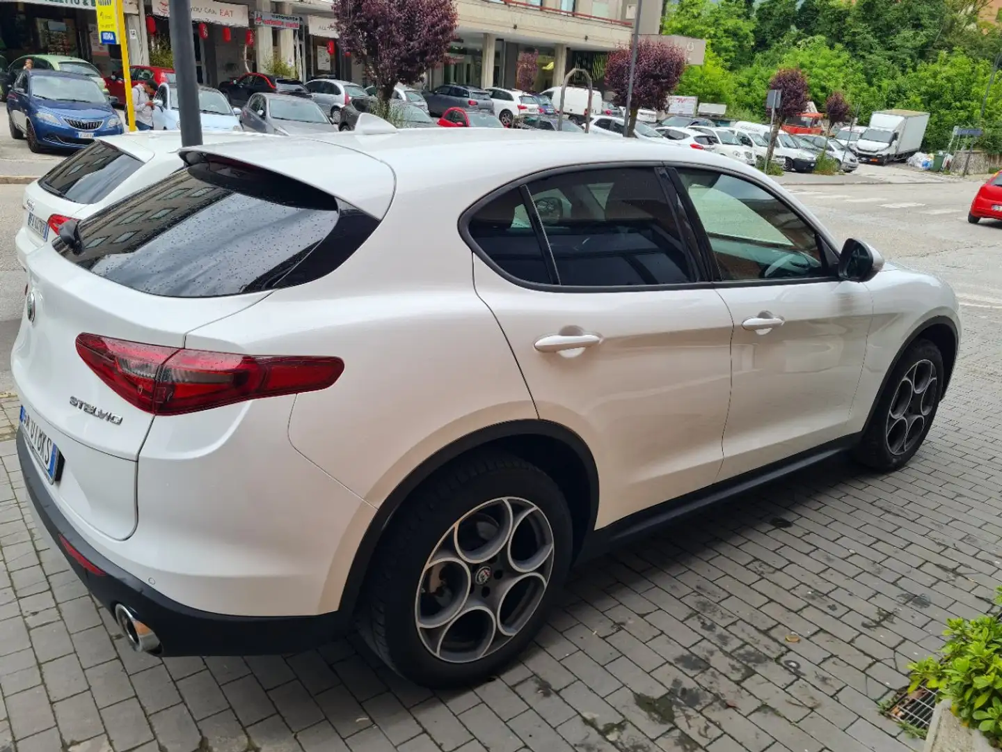 Alfa Romeo Stelvio Stelvio 2.2 t Sport Tech Q4 190cv auto Weiß - 2