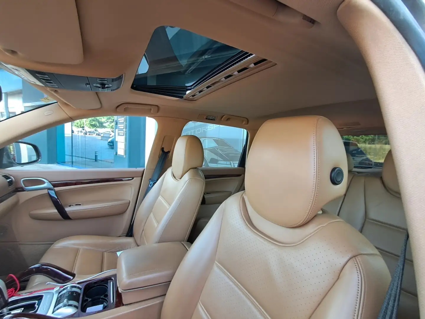 Porsche Cayenne 4.5 Turbo Aut. Gris - 2