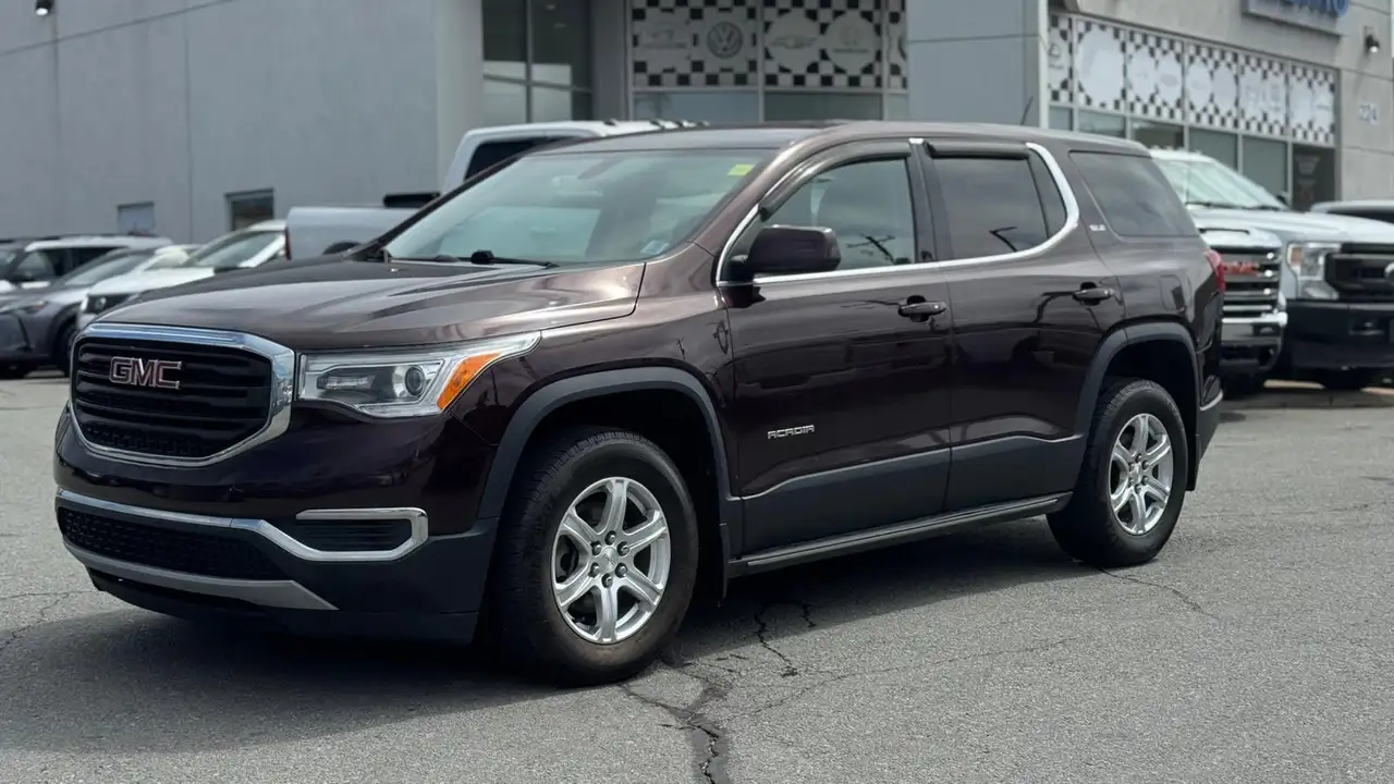 GMC Acadia снимка GMC Acadia