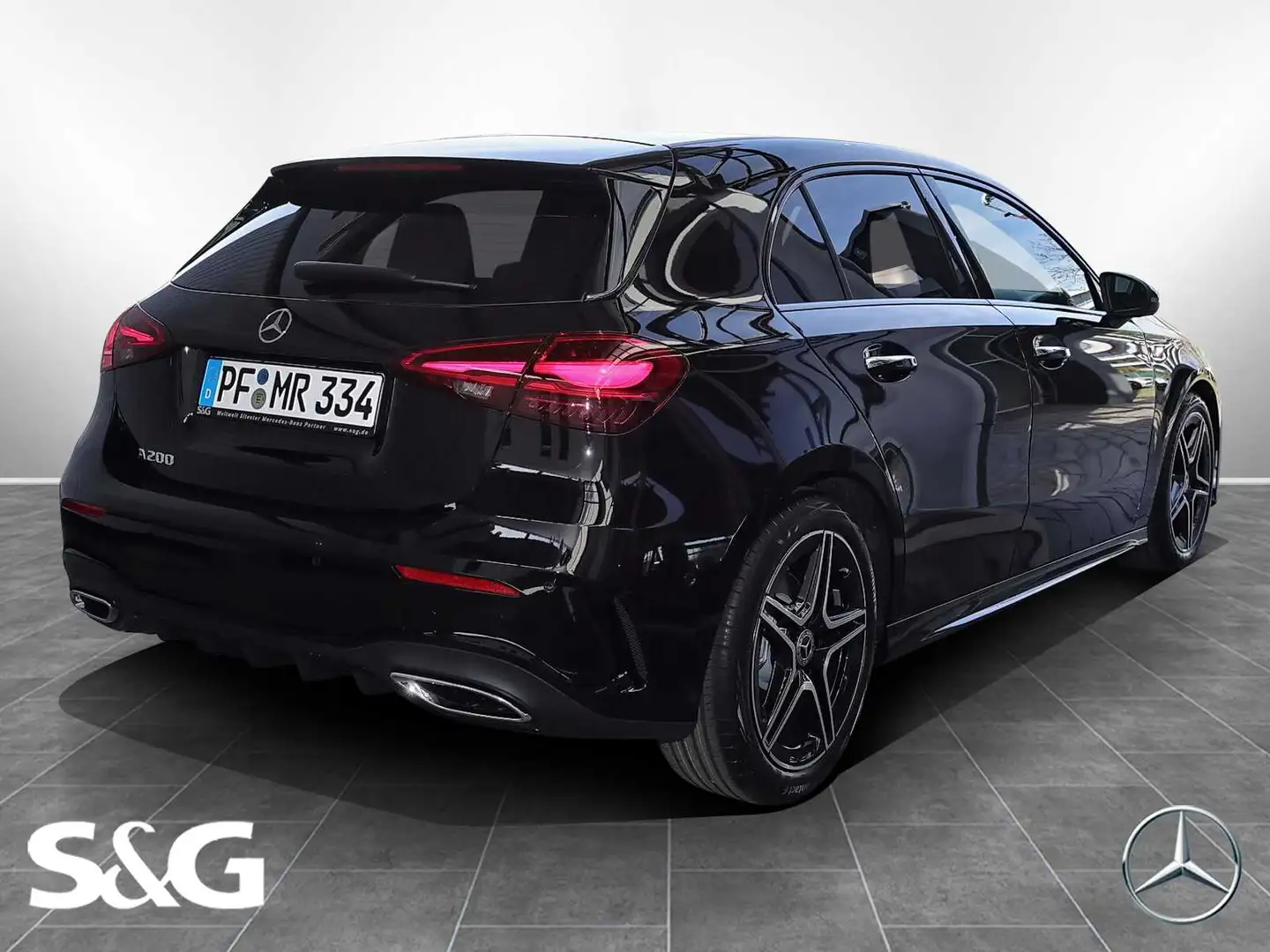 Mercedes-Benz A 200 AMG MBUX+RüKam+M-LED+Pano+Night+Distronic Schwarz - 2