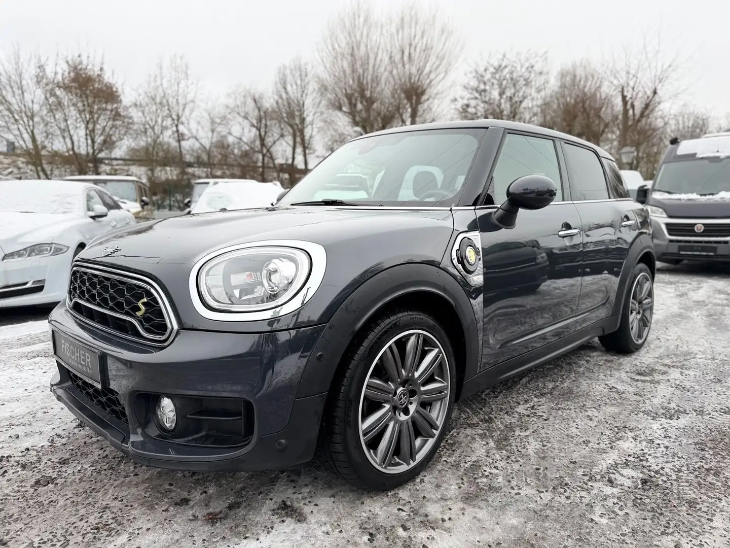 MINI Cooper SE Countryman 4ALL+AUTOM+NAVI+LED+PANO Schwarz - 1