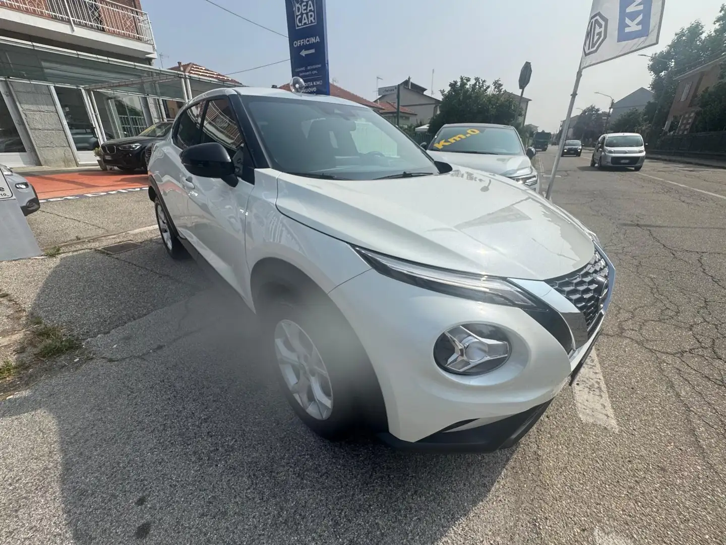 Nissan Juke Juke 1.0 dig-t N-Connecta 117cv dct Bianco - 2