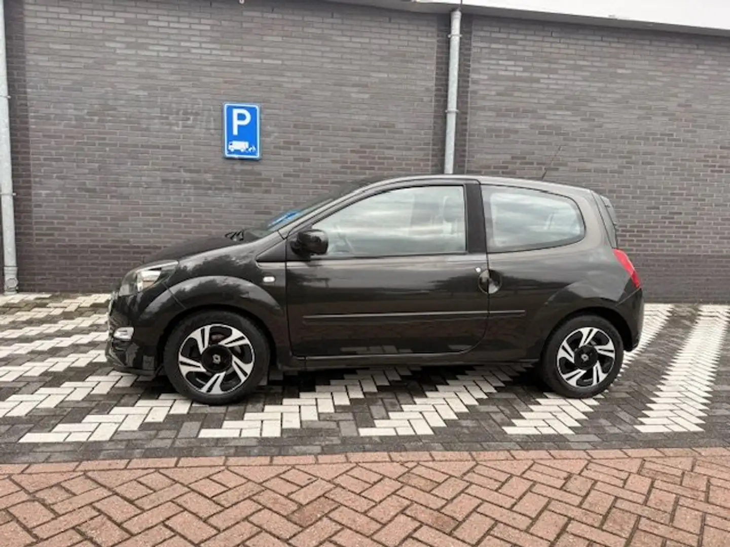 Renault Twingo Twingo 1.2 16V Dynamique Zwart - 2