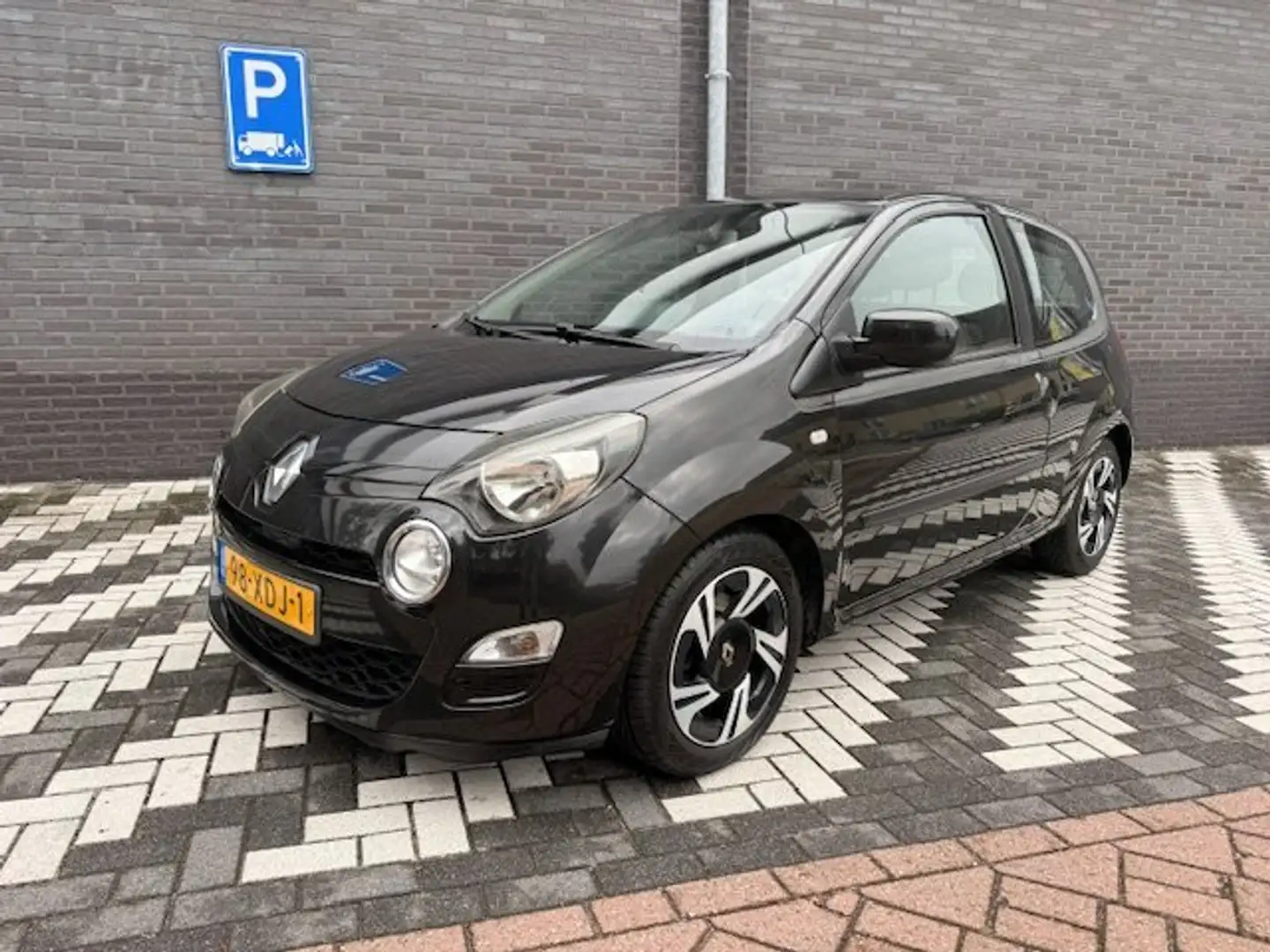 Renault Twingo Twingo 1.2 16V Dynamique Zwart - 1