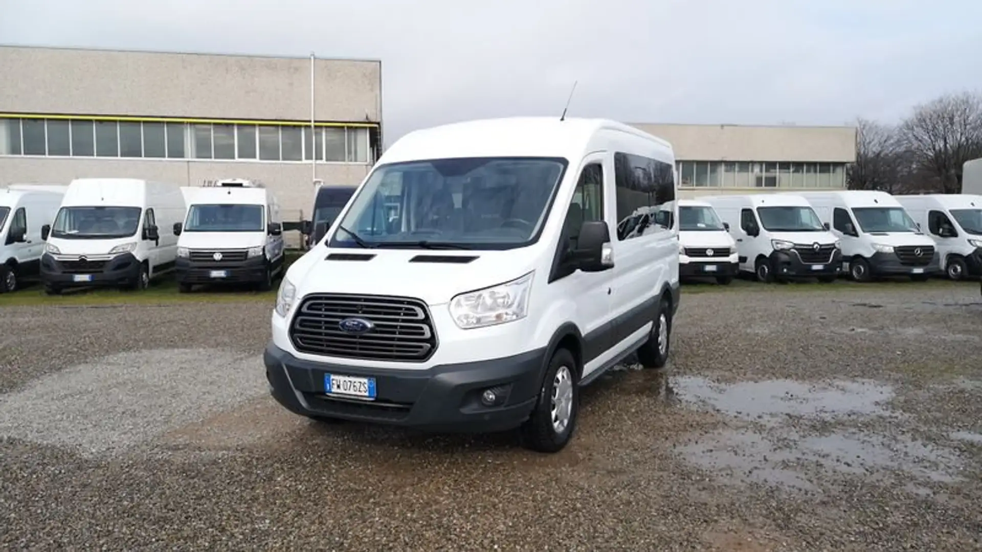 Ford Transit 330 2.0TDCi EcoBlue 130 aut. PM-TM Combi Trend Weiß - 2