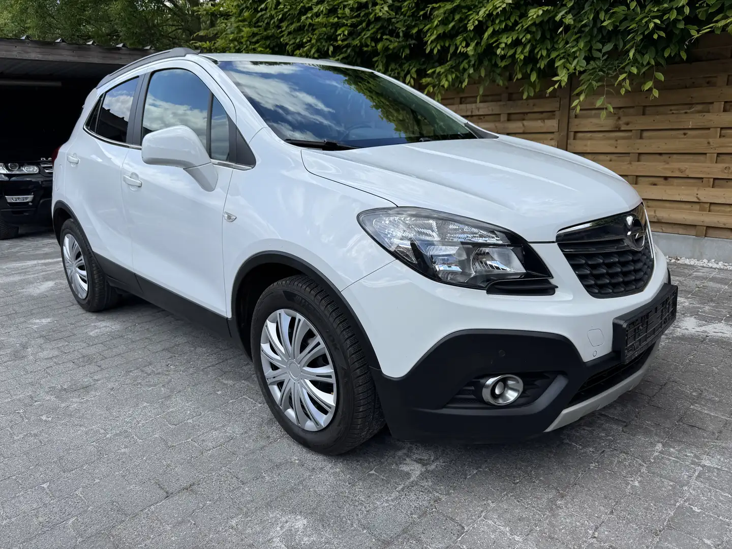 Opel Mokka 1.6 CDTI Automatik, leder, open dak, navig,…. Wit - 1
