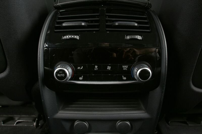 BMW 530 e iPerf. Luxury Line ACC HuD Navi/TV HiFi LED — photo 15