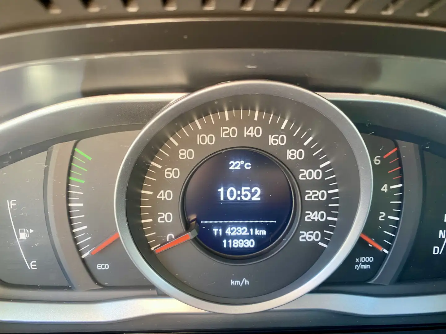 Volvo XC60 D4 Kinetic Geartronic - 2