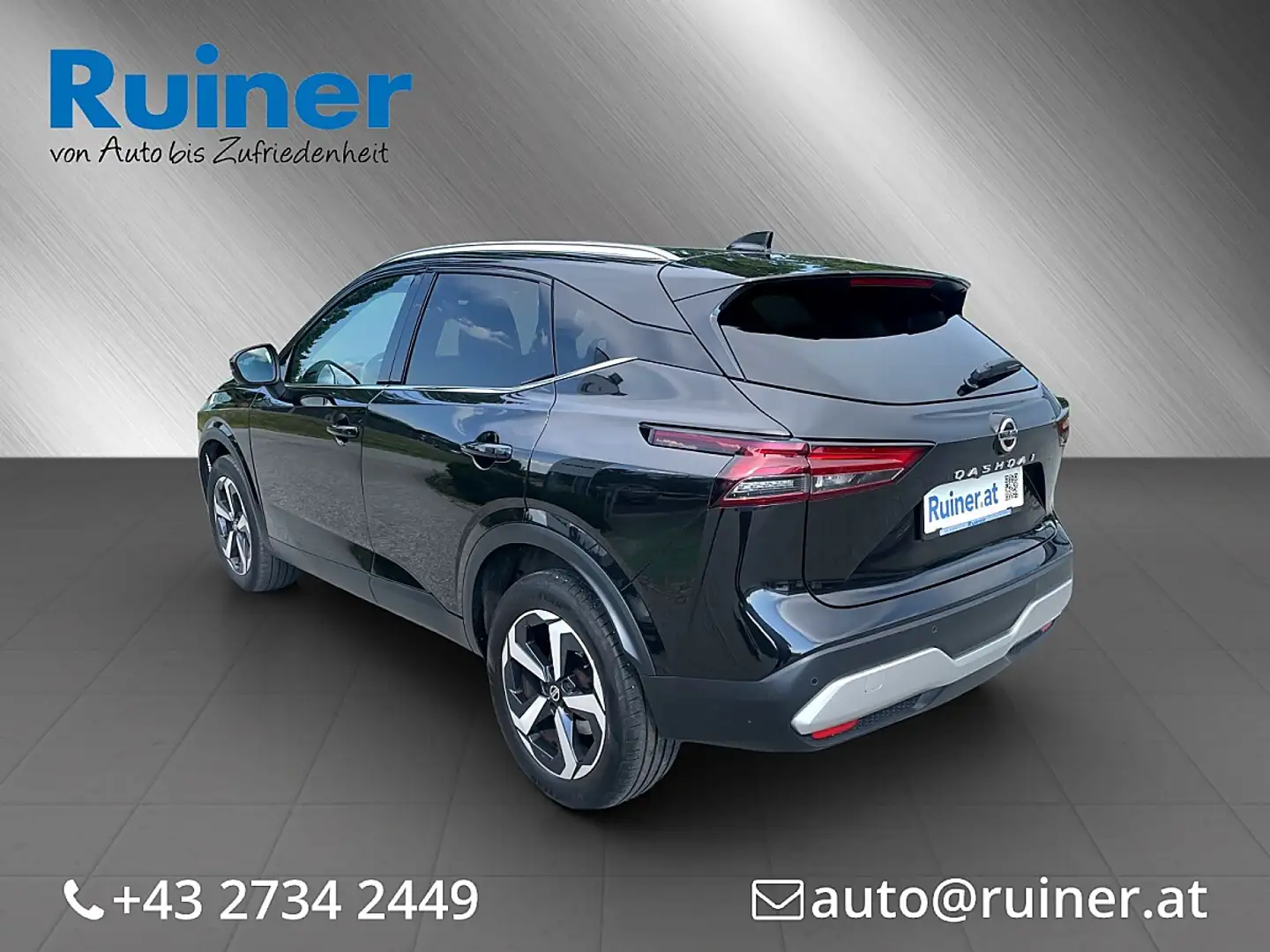 Nissan Qashqai 1,3 DIG-T MHEV Premiere Edition Aut. Schwarz - 2
