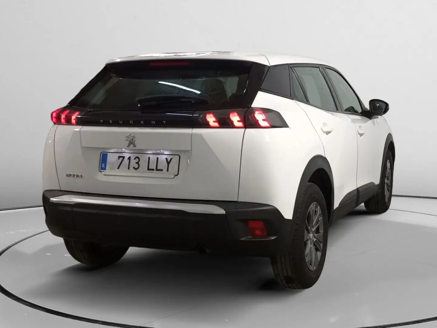 Peugeot 2008 1.2 PureTech S&S Active 100 Wit - 2