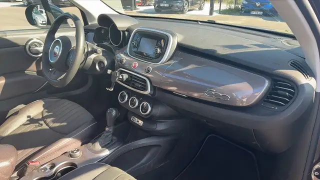 Fiat 500x view 10