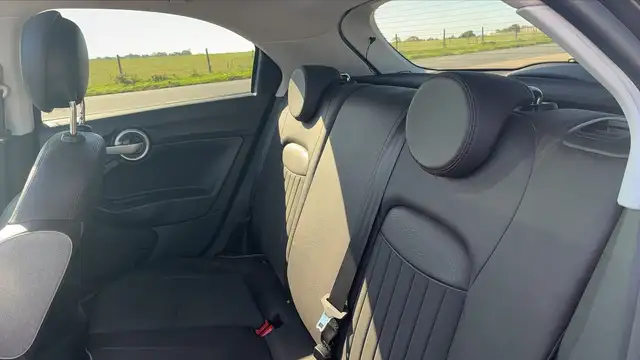 Fiat 500x view 9