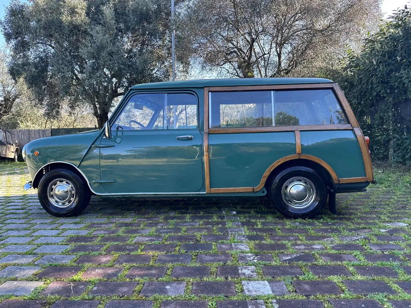 Innocenti Mini Traveller - 1