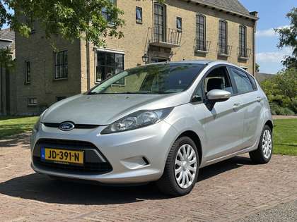 Ford Fiesta 1.25 Ghia 5 deurs * inruil mogelijk