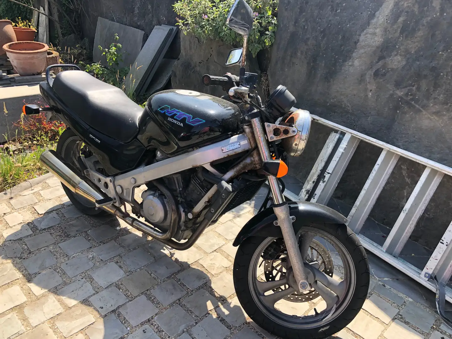 Honda NTV 650 TC33 Nero - 1
