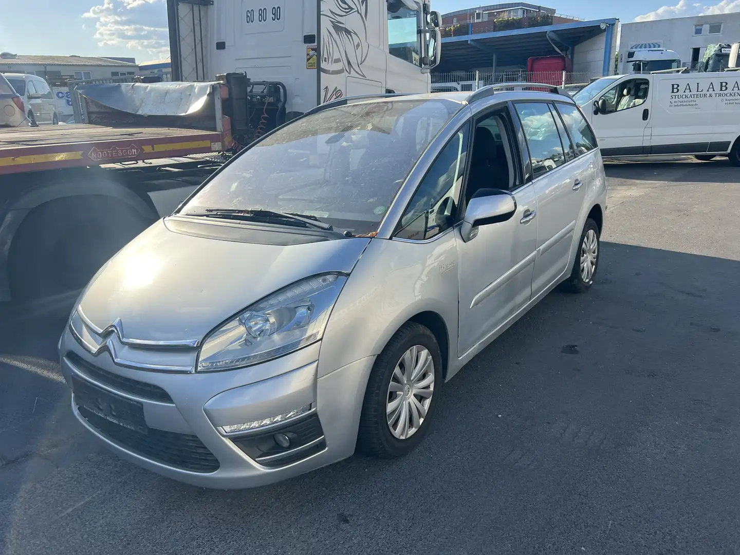 Citroen Grand C4 Picasso 1.6 HDi FAP (7-Sitzer) Exclusive Argent - 1