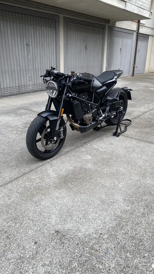 Husqvarna Vitpilen 701 - DEPOTENZIATA PER A2 - CON ACCESSORI Zwart - 2