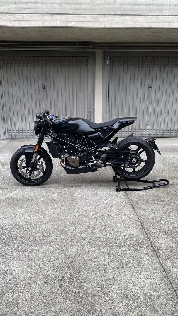 Husqvarna Vitpilen 701 - DEPOTENZIATA PER A2 - CON ACCESSORI Zwart - 1